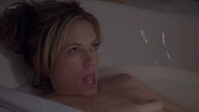 Ally Walker nue - Dis-moi que tu m'aimes - s01e07 (États-Unis, 2007) 1080p WEB