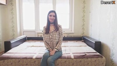 Primeiro casting pornográfico para uma modelo russa real