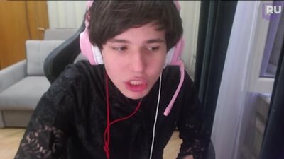[TwitchRu Classic] Lo más destacado de Twitch | Triángulo amoroso: Jojo ha engañado a Jesús