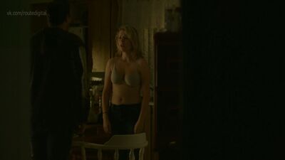 Charlotte Aubin - Crème de menthe (2017) HD 1080p ¿Desnuda? ¡Sexy! Ver en línea