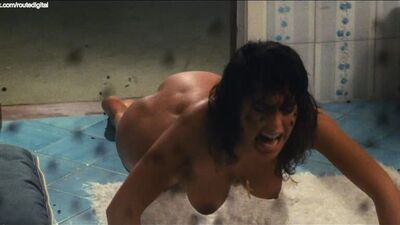 Serena Grandi, Sabrina Salerno, Trine Michelsen nues - Delirium (1987) HD 1080p Blu-ray REMUX Regarder en ligne
