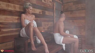 Jessa Rhoades - Sexo anal na sauna. Sexo, filme de rabos grandes