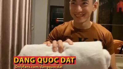 Đặng Quốc Đạt – El sueño del hombre