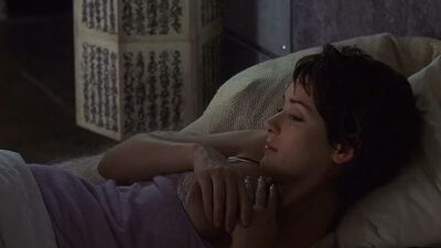 Winona Ryder Nude - Autumn in New York (2000) HD 1080p Watch Online / Winona Ryder - Autumn in New York