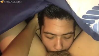 Vidéos porno de cunnilingus avec des femmes, regarder du cunnilingus en gros plan, vidéos porno de cunnilingus à regarder en ligne, kuni, kunilingus