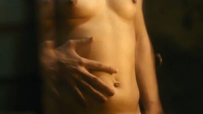 Marie Leuenberger, Jella Haase Nude - Até morrermos ou sermos livres (2020) HD 1080p Ver online