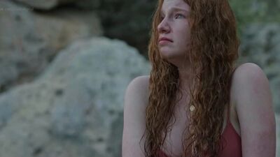 Annalise Basso – Furlong (2019) HD 1080p Nagość? Seksowne! Oglądaj online