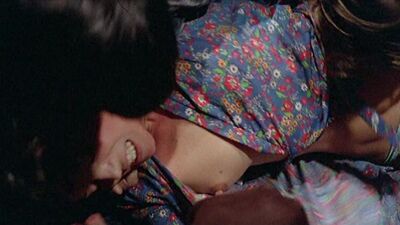 Violenza sessuale (stupro, rape) dal film Il grande racket (1976)