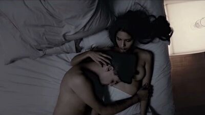 Tanaya Beatty desnuda - Through Black Spruce (2018) HD 1080p Ver en línea