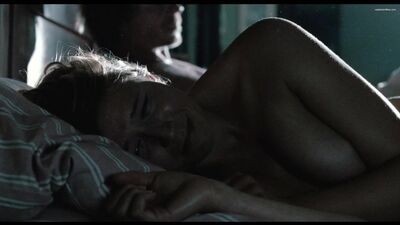 Franziska Weisz desnuda - Habermann (2010)