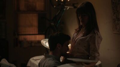Ella Purnell Nua - Sweetbitter s01e03 (2018) HD 1080p Ver Online