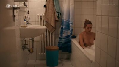 Анника Блендль нюд – Инспектор Хеллер S01E02 (2014) HD 720p Онлайн көру
