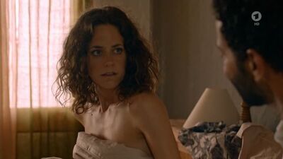 Anja Knauer Nude - La dottoressa dell'isola s01e01 (2018) HD 720p Guarda online / Anja Knauer - La dottoressa dell'isola