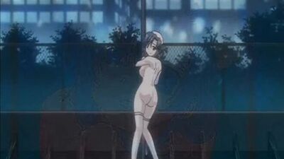 ENF con nudità forzata in un anime hentai
