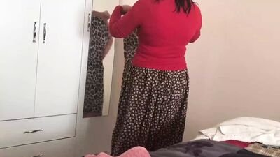 He Films His Stepmother in a Headscarf as She Steps Out of the Bathroom Turkish Porn
