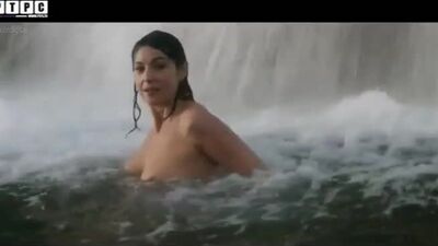 Monica Bellucci Nude – Na Mlecznej Drodze (2016/2018) Obejrzyj online / Monica Bellucci – Na Mlecznej Drodze