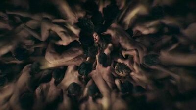 Os seios nus de Blake Lively em «All I See Is You» – ScandalPlanetCom
