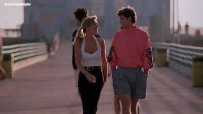 Courtney Thorne-Smith, Harley Jane Kozak – Side Out (1990) HD 1080p / Courtney Thorne-Smith, Harley Jane Kozak – Zmiana serwisu