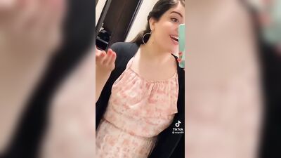 Zeba, la gaviota sexy y ardiente