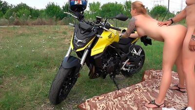 Biker bevorzugen MILFs