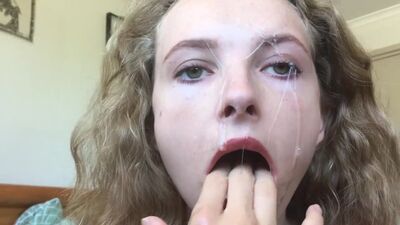 Cuntkitten [pornografia em 1080p, sexo adolescente, solo, webcam, garganta profunda, fisting na garganta, engasgos, pornografia molhada, webcam, vomita]