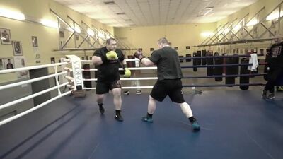 {TRUE GYM MMA} Дацик проти Папи-гіганта (190 кг)
