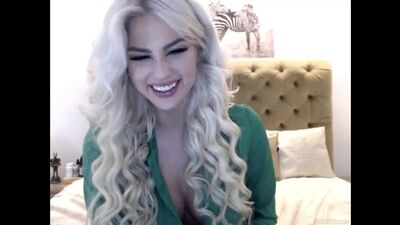 Piękna blondynka Kissofacobra obciąga porno, amatorskie, seks, lodzik, obciąga, obciągnęła, dojrzałe, kazirodztwo, anal, ostre, zerżnął, przeleciał