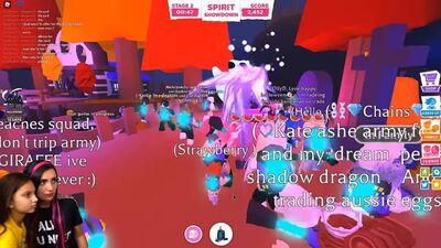 [Valerishka Sim] O SEGREDO DO LEITOR Comprei TODOS OS PETS Adotei-me no Halloween e com o Baldi Atualização no Roblox Adopt Me