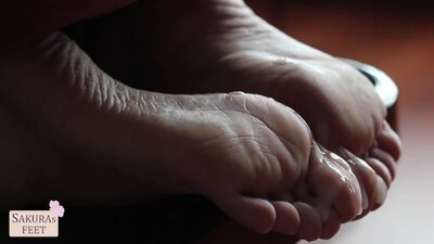 SAKURAsFEET - Cum on little Asian soles