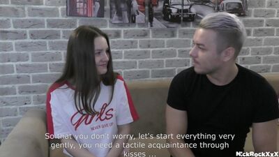 Zaczęło się od pocałunków, a skończyło się na seksie oralnym