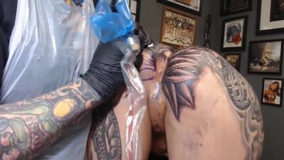 Darcy Diamond Gets Asshole Tattooed by Trevor Whelen for 4.5 Hours (25mins TL) - Infected by Sickick