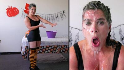 4K - Sperm Clinich Halloween Party