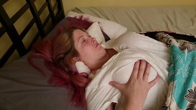 Queste tette non lasciano in pace nemmeno un uomo