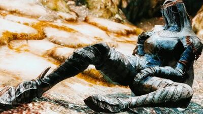 Скайрім: секс з монстрами, Dark Souls: танцівниця