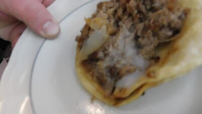 Na moim taco wylądował owad, więc je zjadłem