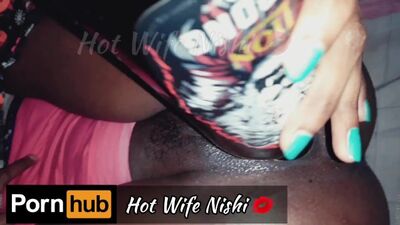 Sri Lankan having Fun by inserting a Beer bottle to her Pussy -; බියර් බෝතලෙන් ගත්තු සැපක්