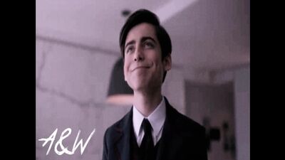 The Umbrella Academy // L'Accademia Umbrella // Klaus Hargreeves // Klaus Hargreeves // Numero Cinque // Numero Cinque