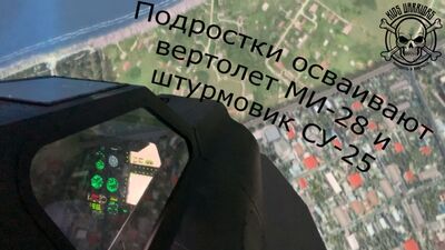 Os adolescentes estão a aprender a pilotar o helicóptero MI-28 e o caça de ataque SU-25