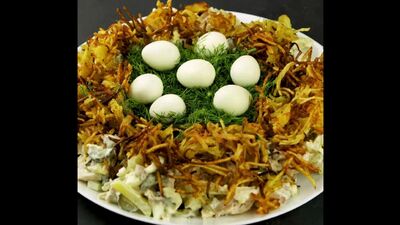 Салат «Гніздо глухаря»