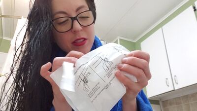 Using a Maternity Pad with Sanitary Belt