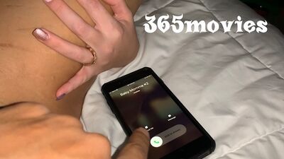 No tengo tiempo para distraerme con llamadas, tengo la boca ocupada con una polla