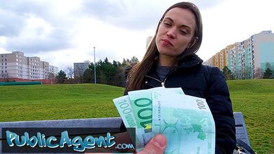 Pour de l'argent, je suis prêt à satisfaire tous vos caprices