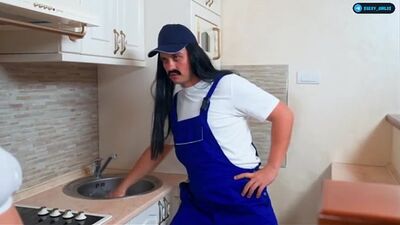 #1115. The Sex-Crazed Plumber. 18+
