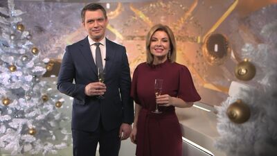 Les présentateurs d'ONT vous souhaitent une bonne année : Dmitri Maksimovich et Elena Mikhalovskaïa