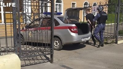 Ein Schüler des Gymnasiums – über Dolbeevs Angriff auf die Physiklehrerin