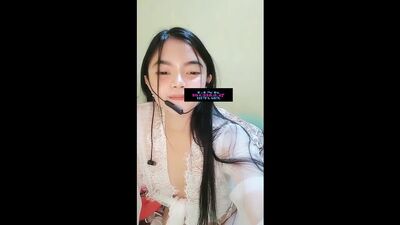 Vídeo pornográfico indonésio: Panlok ao vivo, nua no quarto do alojamento - DoodStream - DoodStream