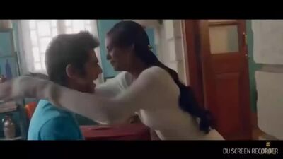 Escena romántica de sexo picante indio en películas hindi - XNXX.COM.mp4