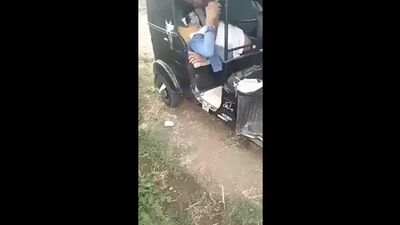 Egyptian+woman+gets+stuck+in+a+tuk-tuk+and+the+driver+is+filmed+hitting+her+on+the+butt.mp4