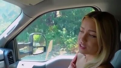 La fille a fini par séduire son père