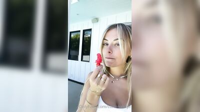 Corinna Kopf XXX sur OnlyFans